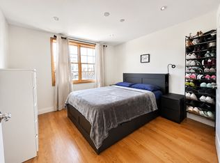 2834 38th St APT 3F, Astoria, NY 11103