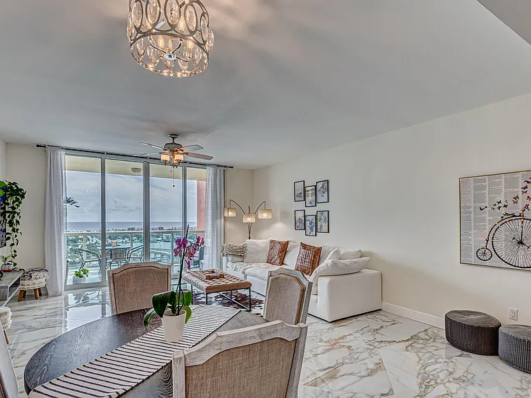 2640 Lake Shore Dr #2014 — Photo 19