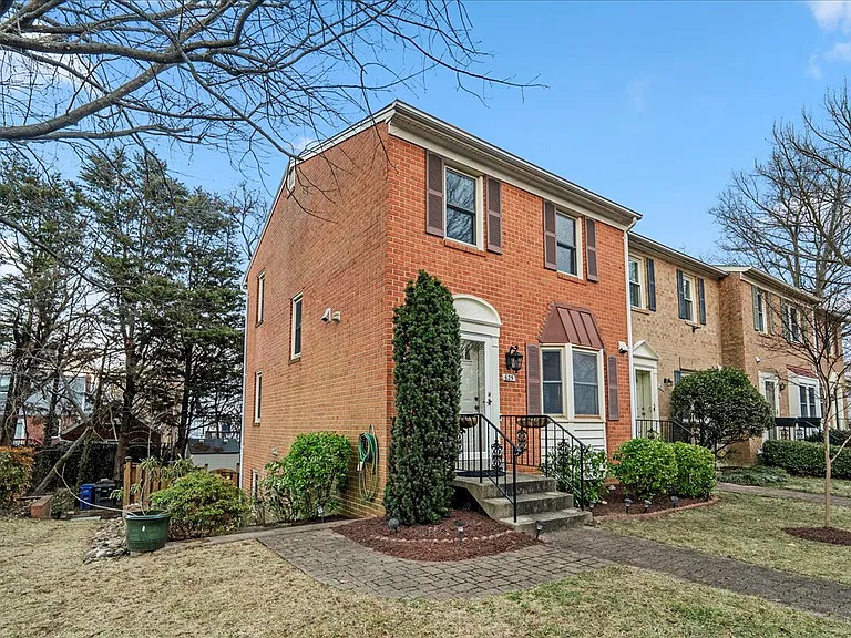 625 N Abingdon St — Photo 18