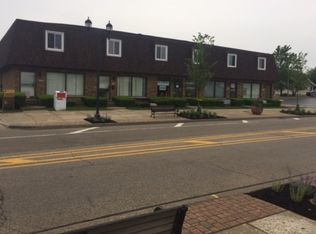 324 N Seymour Ave, Mundelein, IL 60060
