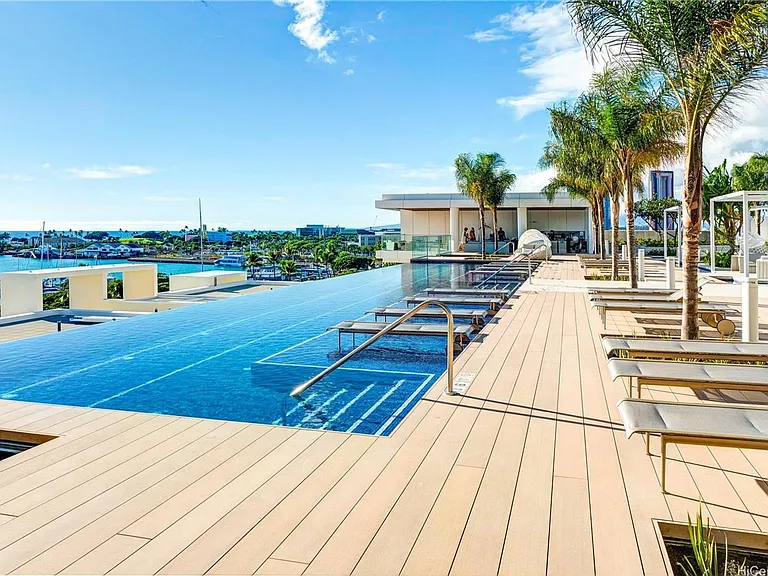 1118 Ala Moana Blvd #1203 — Photo 10