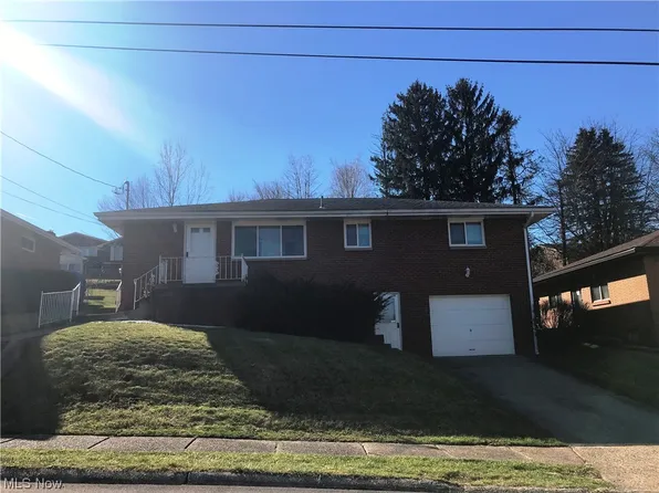 228 Fernwood Ave, Weirton, WV 26062
