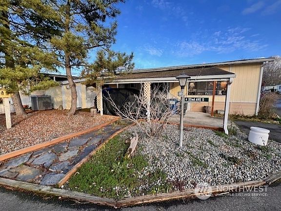 2nd image of 3206 S 184th Street