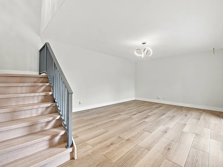 2695 Albatross Rd N #100 — Photo 11
