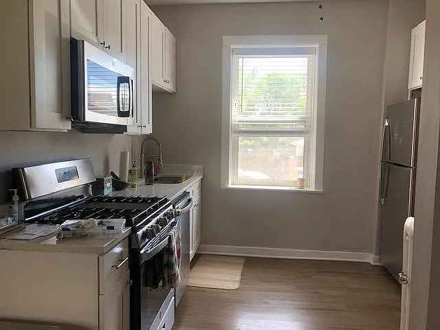 2840 N Albany Ave #1E — Photo 3