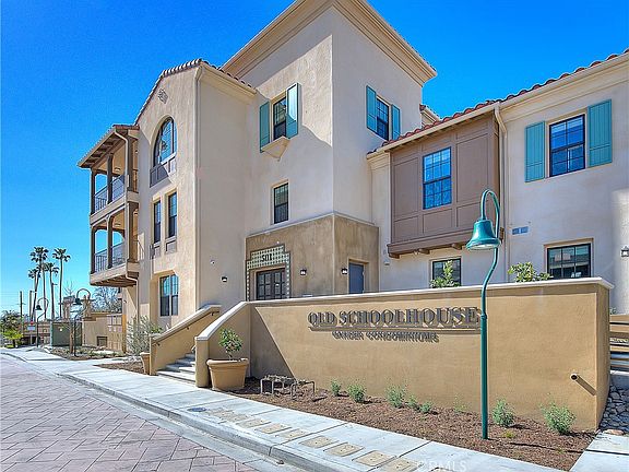 2nd image of 501 W Foothill Blvd #300