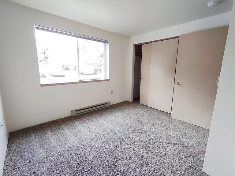 1430-1460 SW Bertha Blvd — Photo 11
