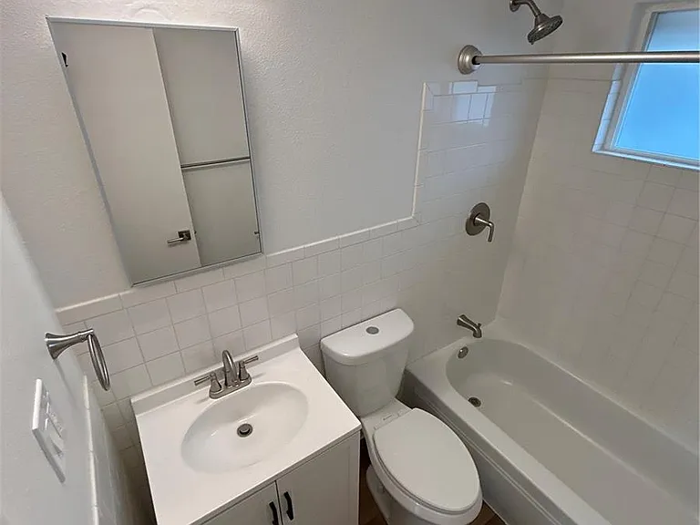 1119 Rosemary St #2 — Photo 6
