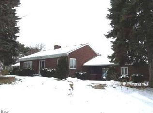 9938 NE Louisville St, Louisville, OH 44641