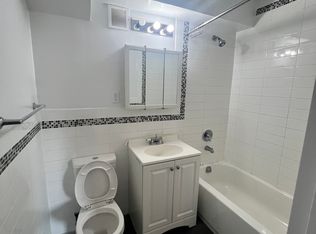 15813 72nd Ave #3, Fresh Meadows, NY 11365