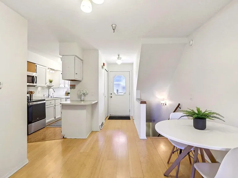 336 N Allen St #3 — Photo 3