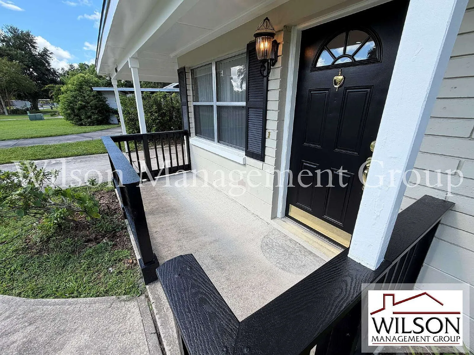 3 bed, 2.0 bath, 1106 sqft, $2,295 — Photo 2