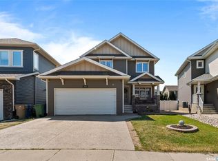 218 Brookview Dr, Regina, SK S4Y0B2