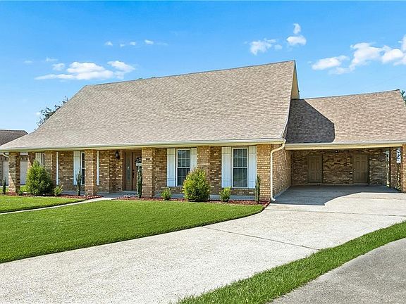 2nd image of 24 Fairfax Ct