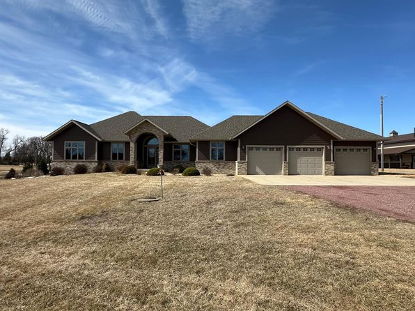 13943 Sundberg Ave, Dundee, MN 56131