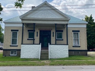 204 W Pleasant St, Corry, PA, 16407