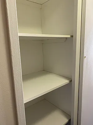 Rented by Mallory Management Corp | media 13