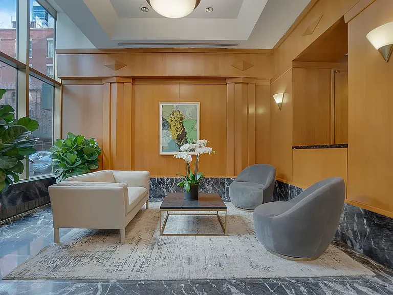 400 E 66th St #16D — Photo 5