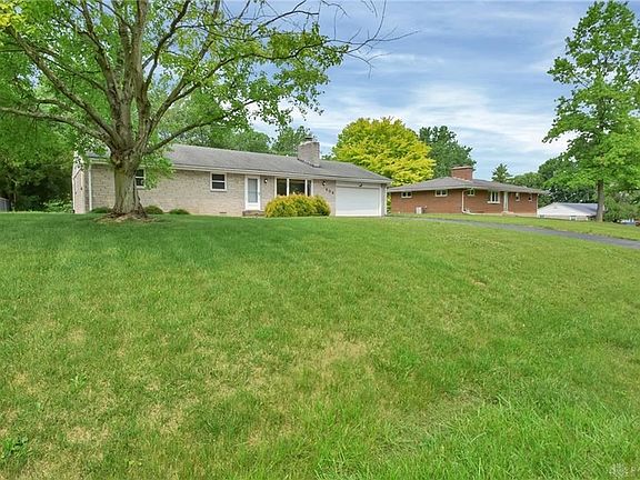 2nd image of 605 Carthage Dr