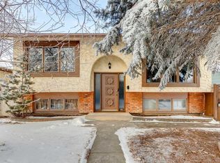 150 E Midcrest Cres SE, Calgary, AB T2X1B6