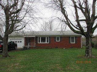 708 Nichols St, Pulaski, TN 38478