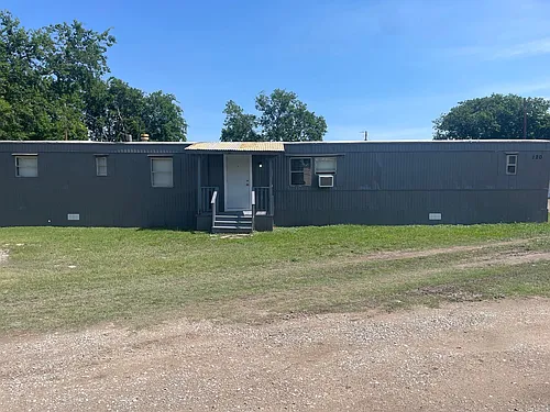120 Cunningham Blvd Photo 1