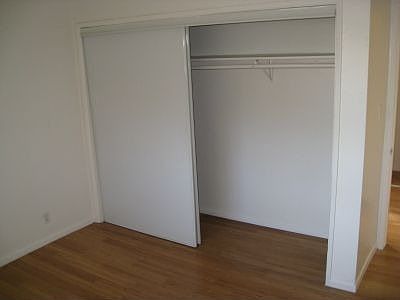 4th image of 723 N Gramercy Pl APT 7