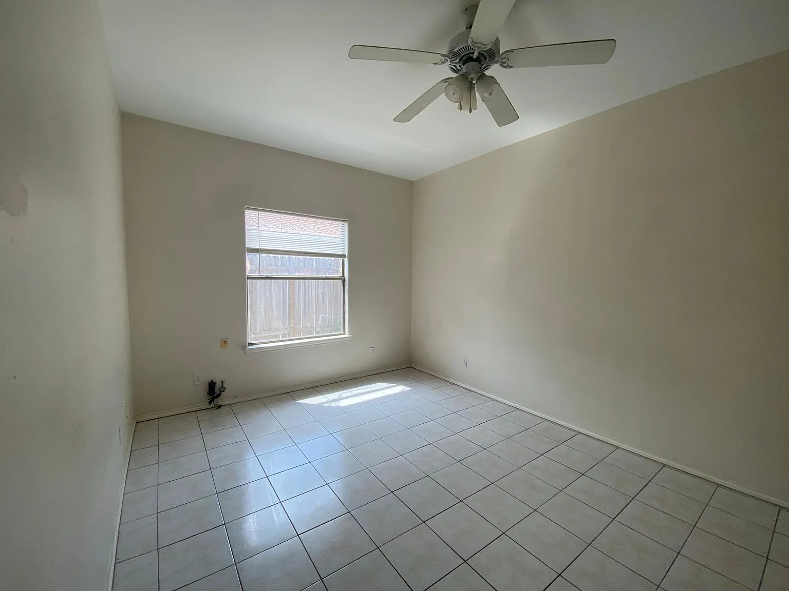 306 Pacific Ave — Photo 4