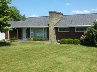 221 Meridian Rd, Butler, PA 16001