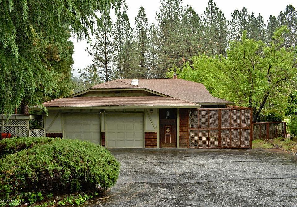 1st image of 11505 Bernadine Ct
