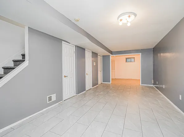 30 Westport Lane image 22 of 29