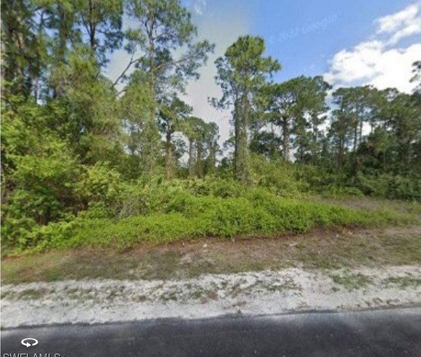 1st image of 569 Cypress Ave S