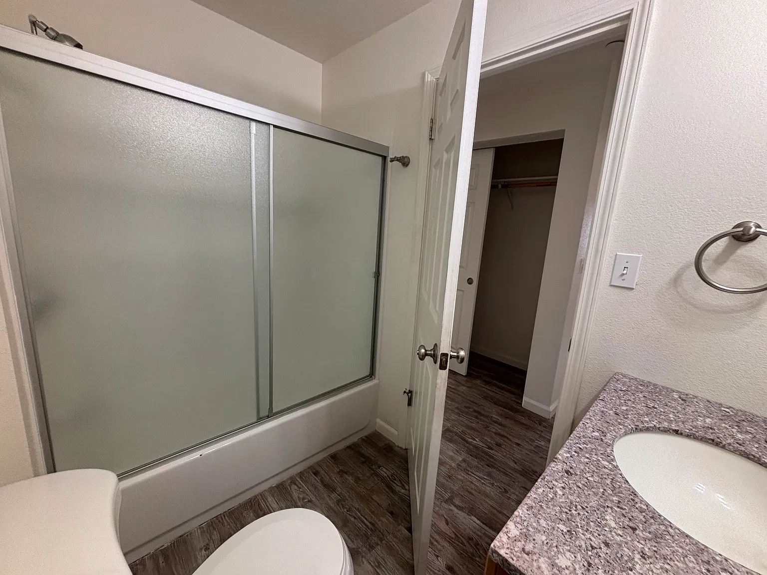 2 bed, $1,850 — Photo 4