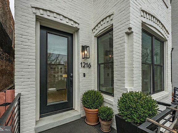 2nd image of 1216 I St NE Penthouse A