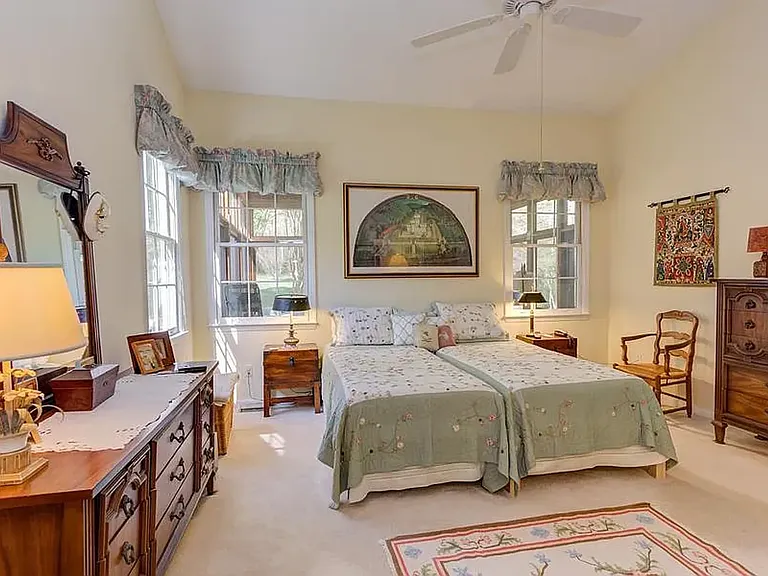 205 Windhover Dr — Photo 21