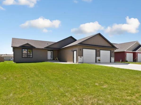 615 Birchwood Ln SE, Owatonna, MN 55060