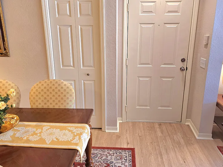 5152 Northridge Rd #205 — Photo 12