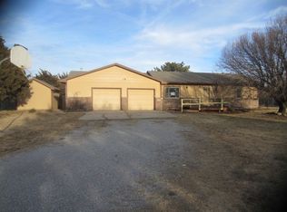 4458 N Cypress Dr, Wichita, KS 67226