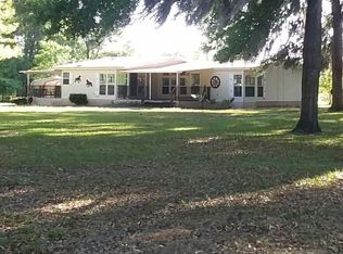 27061 29th Rd, Branford, FL 32008