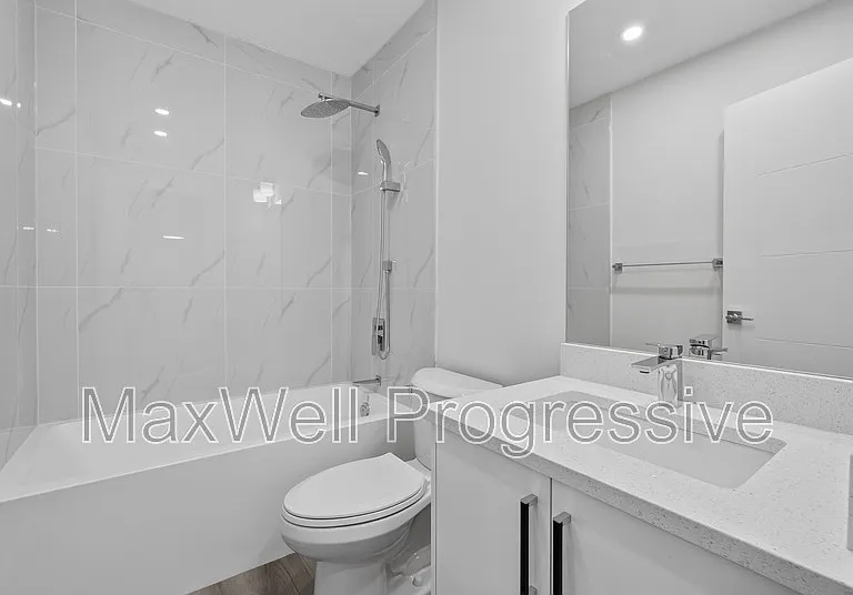 10821 112th St NW #1 — Photo 23