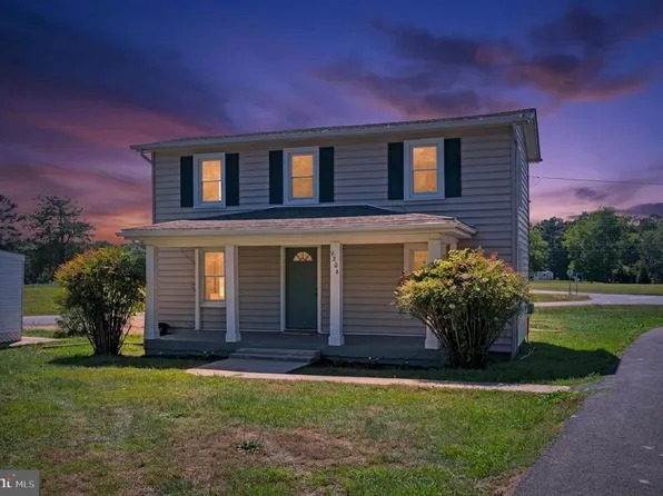 9204 Woodford Rd, Woodford, VA 22580