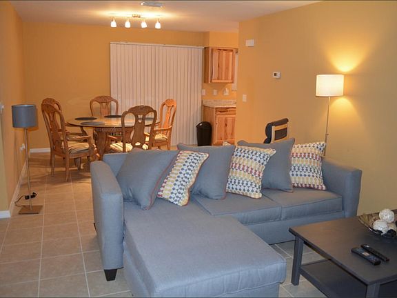 4th image of 3818 NW Archer St #102