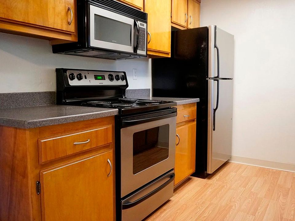 1st image of 863 W California Ave Unit T