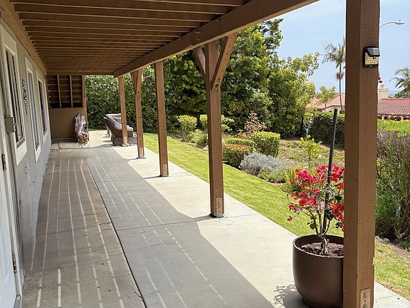 1800 Sunset Unit B Patio 1_05252025