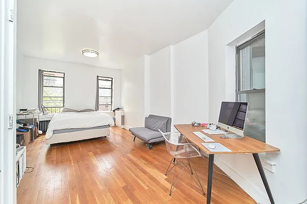 Rented by Living New York | media 4