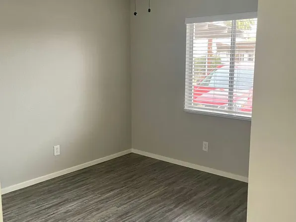 First Month Free! Beautiful East Mesa Apartment - Large and Spacious!, 407 N Williams APT 8, Mesa, AZ 85203