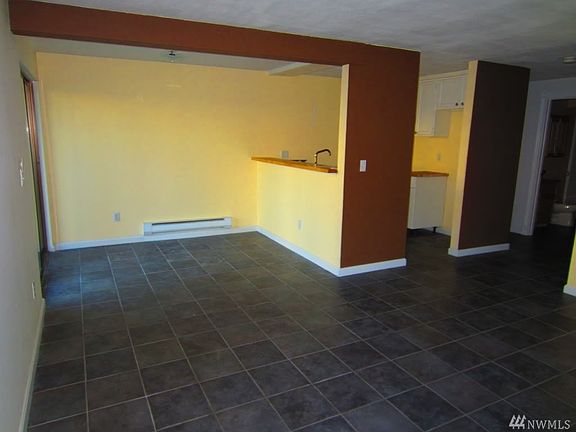 4th image of 22240 24th Ave S APT E34