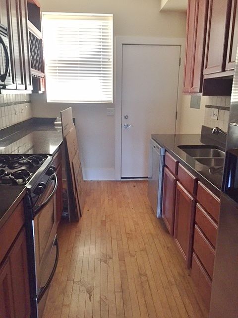 1st image of 1849 W Leland Ave #1