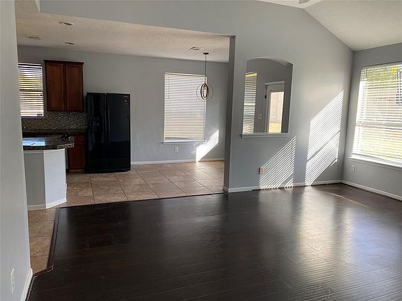 2nd image of 3803 Belmont Turn