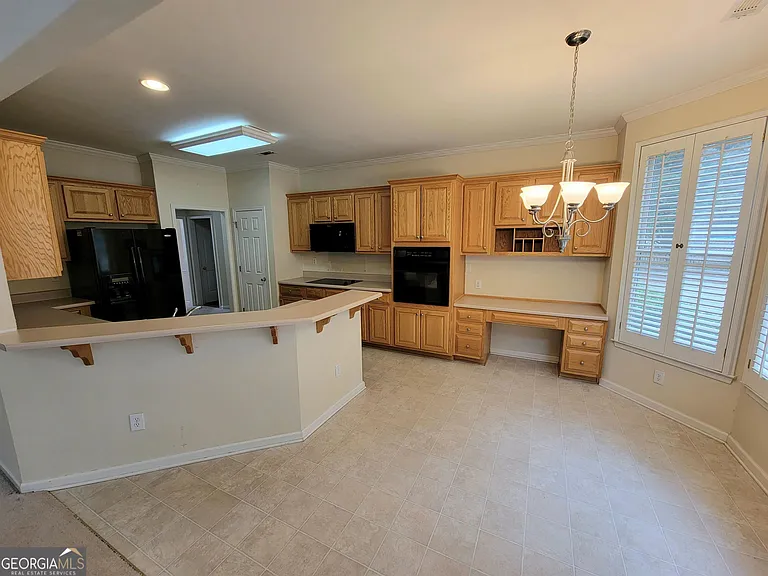 225 Lockmeade Way — Photo 10